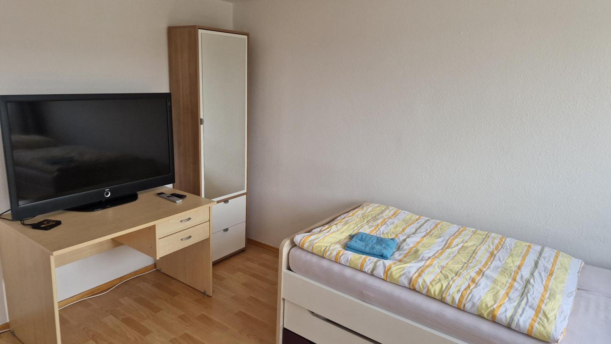 Rooms & Apartments Schwaebisch Gmuend Exterior foto